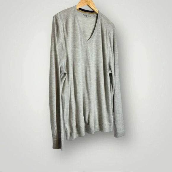 Ted Baker 100% Merino Wool V Neck Sweater Size 3XL Long Sleeve Pullover Gray - Picture 2 of 7